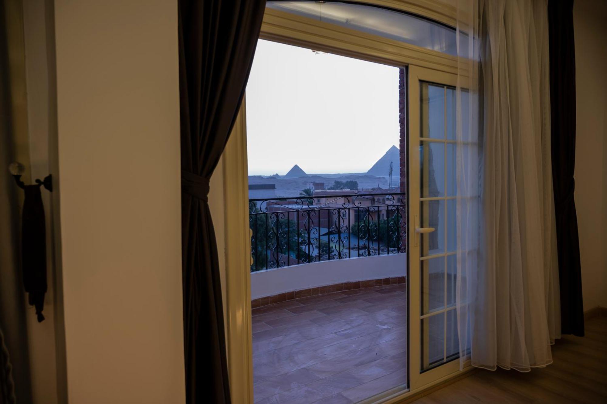 Palm Pyramids View Hotel Kafret el-Gabal Esterno foto
